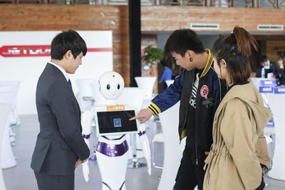 第401家一級智慧4S店開業 捷途以'會玩'贏得用戶青睞與智能機器人研發新突破